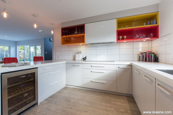 A modern and joyful kitchen