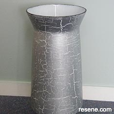 Metallic vase 