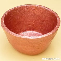 Make a metallic-effect bowl with plaster and Resene testpots