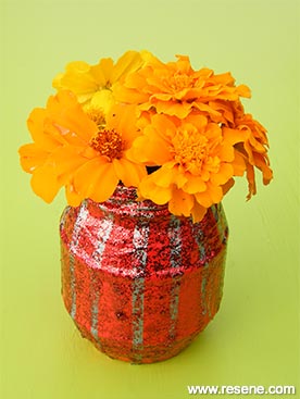 Make a flower vase from a jam jar