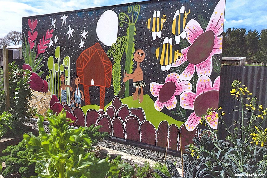 Goodwood School Mural - Maori gardening theme