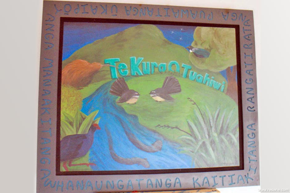 Tuahiwi School mural - school values theme