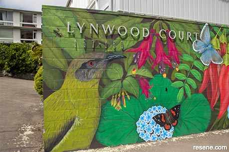 Lynwood Court Complex mural