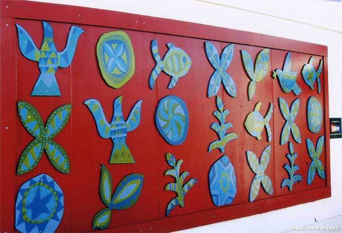 Pacifika themed mural painted at Edendale School