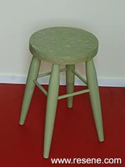 Paint an stool
