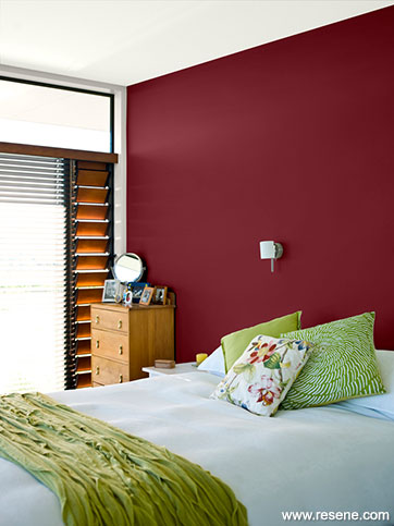 It’s rich red tones are complemented beautifully with the green bedlinen