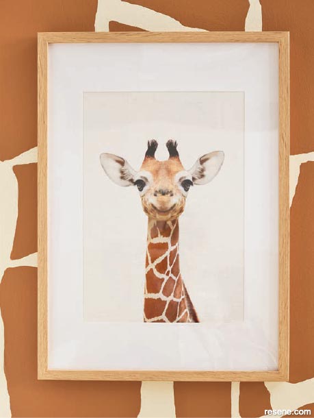 A giraffe print