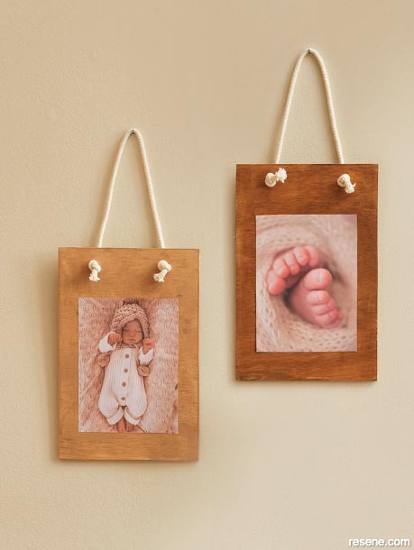 How to make ply photo hangers