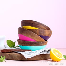 Paint your wooden bowls in a paint dipped effect