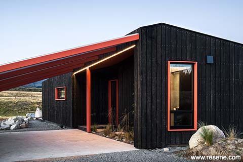 Skylark Cabin - exterior colour scheme