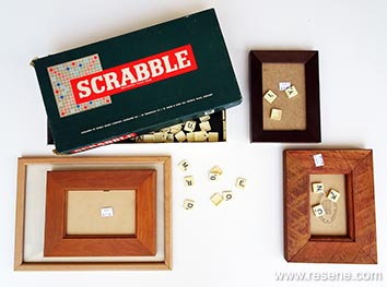Scrabble game set