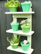 How to make garden shelves
