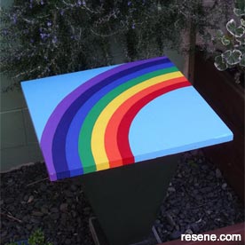 Rainbow bird table