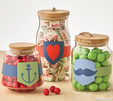 make goodie gift jars